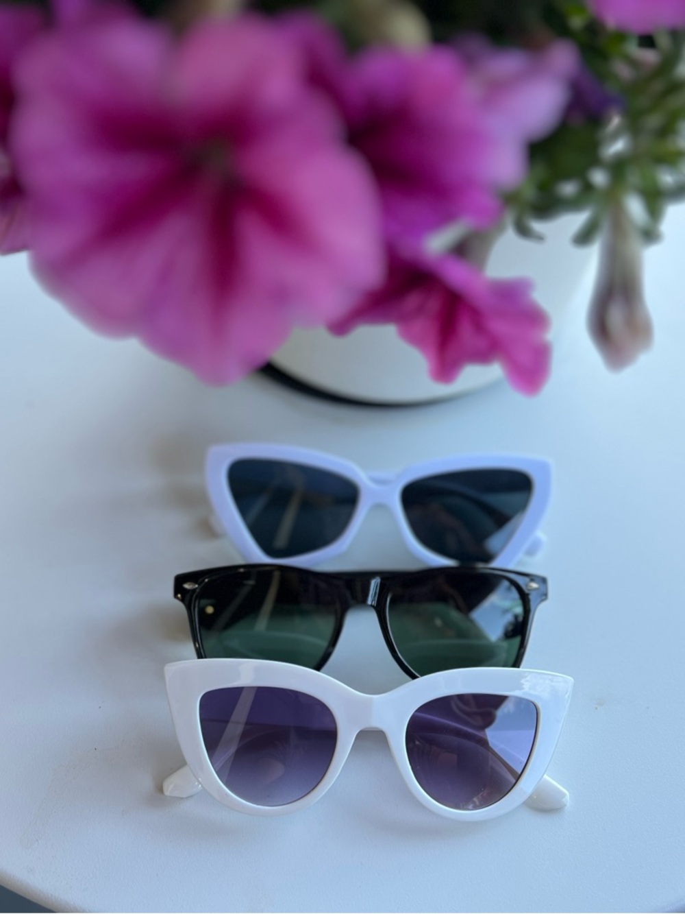 Set of 3 stylish Sunglasses for amazing price - Stylish Women's Shades